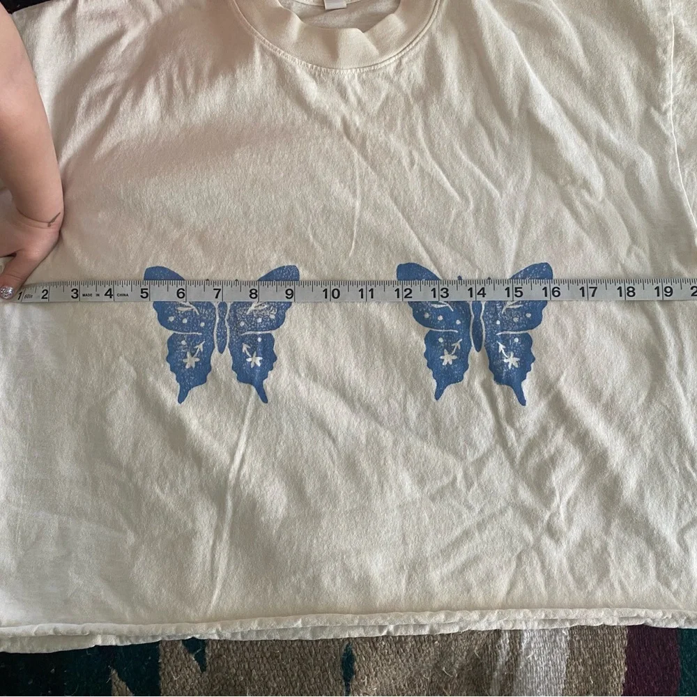Sister Nettle Butterfly Print Crop Top - Picture 3 of 4